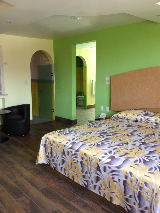 Double Room with Sofa Bed,595883118:JPEG